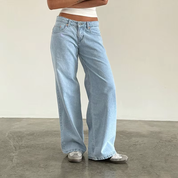 Emily – Aesthetic Low-Rise Jeans