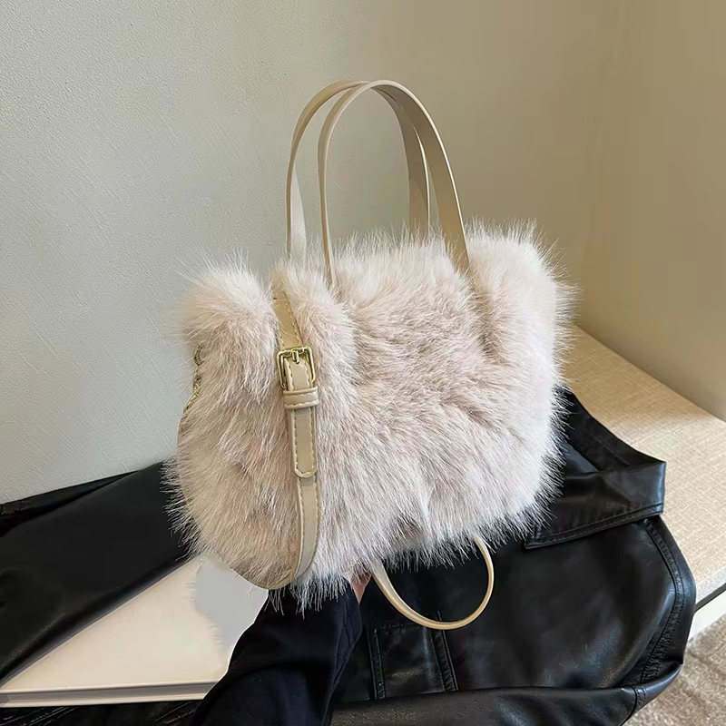 Shane – Luxury Faux Fur Shoulder Bag