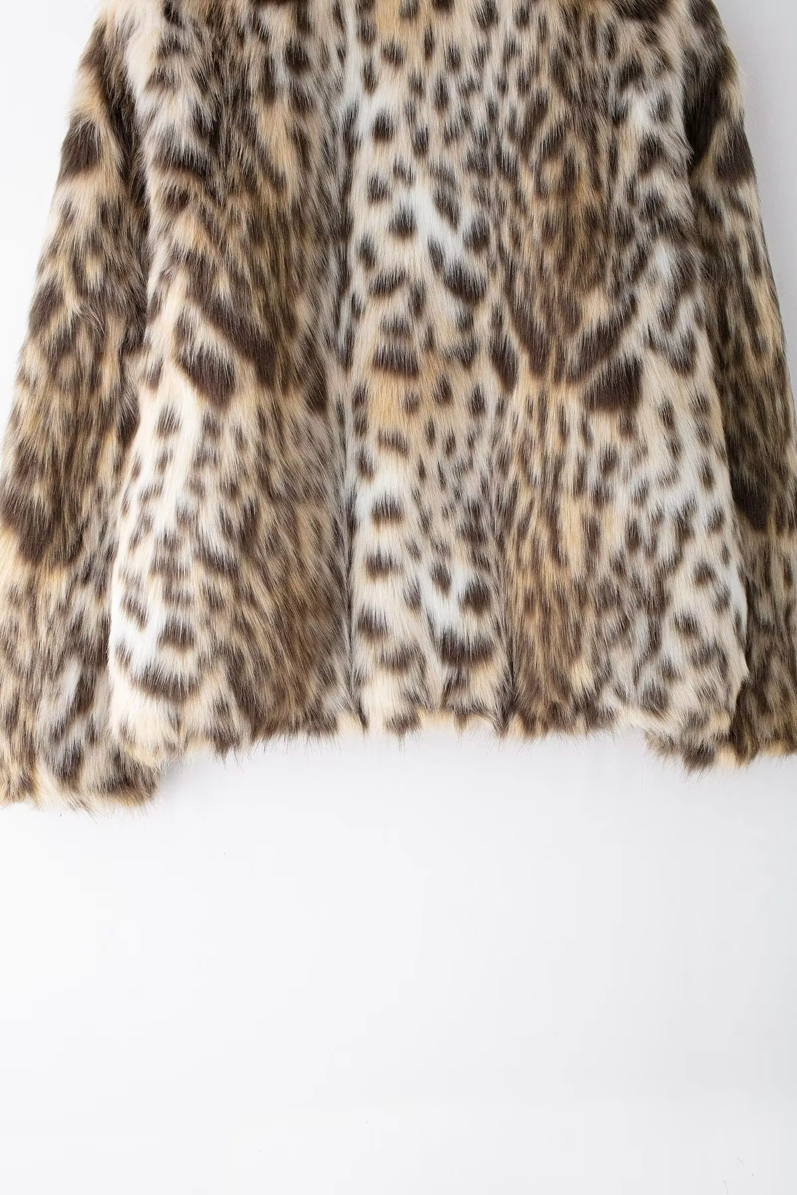 Cindy – Leopard Print Faux Fur Coat