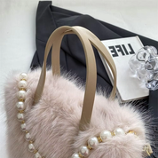 Collet – Furry Pearl Chain Bag