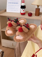 Alex & Emma – Christmas Reindeer Slippers