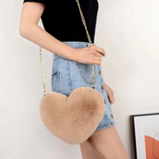 Bella – Heart-Shaped Faux Fur Bag