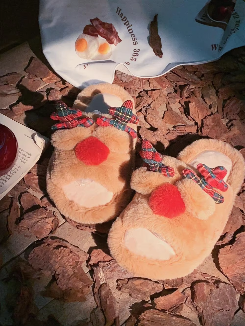 Alex & Emma – Christmas Reindeer Slippers