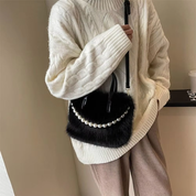 Collet – Furry Pearl Chain Bag