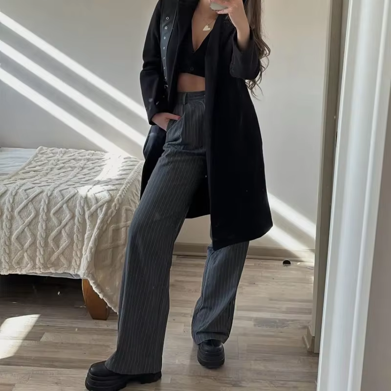 Christina – High-Waisted Striped Suit Pants