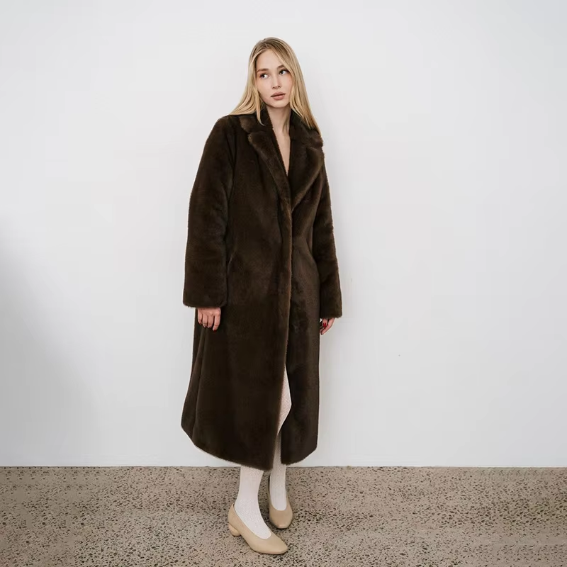 Serena – Luxury Faux Mink Fur Coat