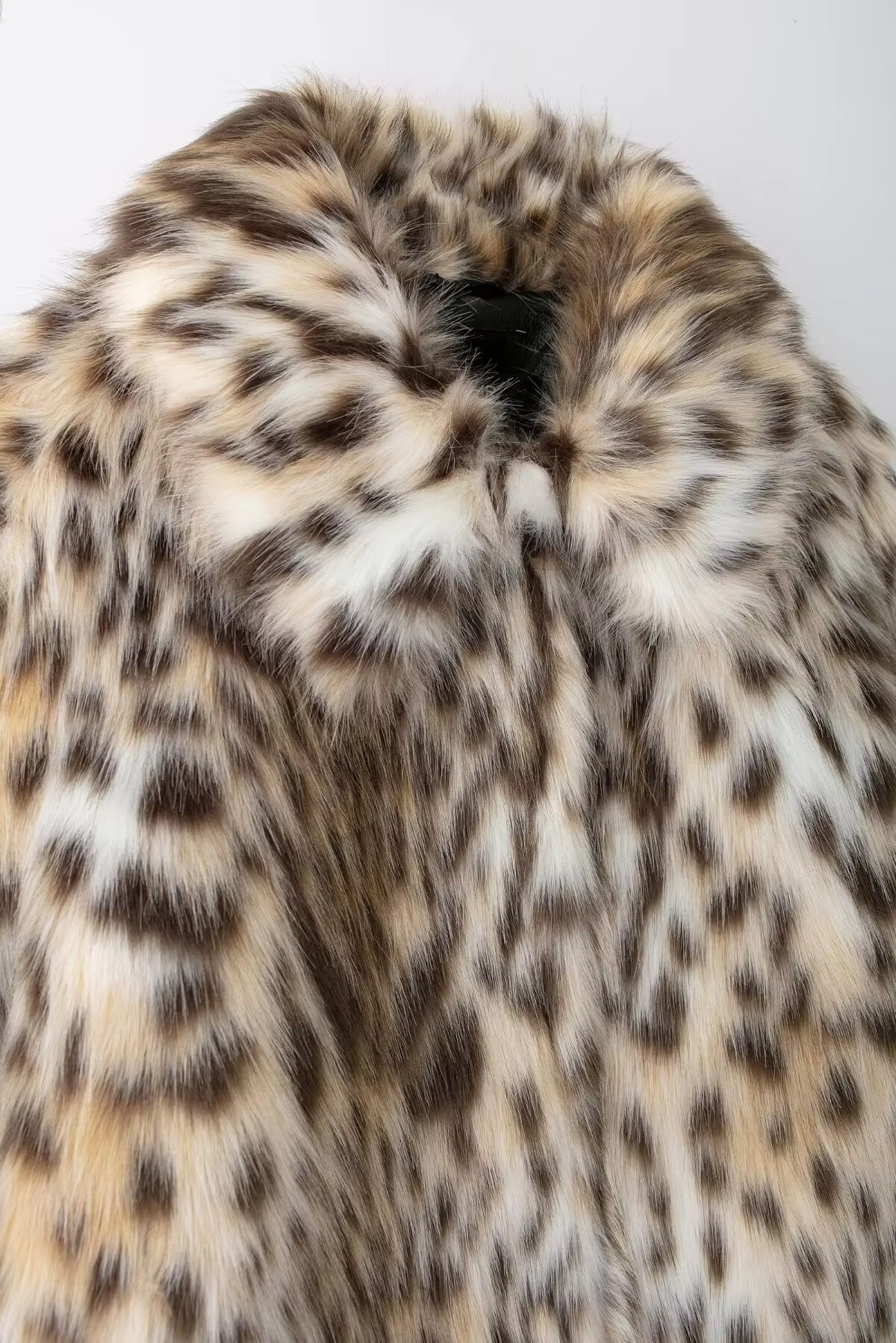 Cindy – Leopard Print Faux Fur Coat