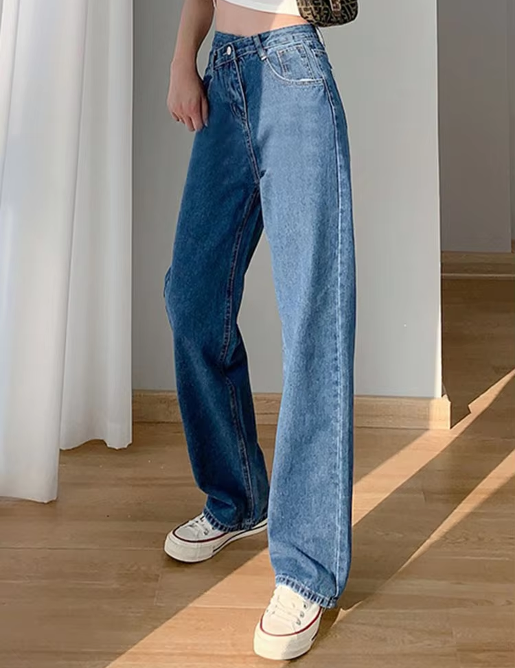 Ruby – Irregular High-Waist Straight Jeans