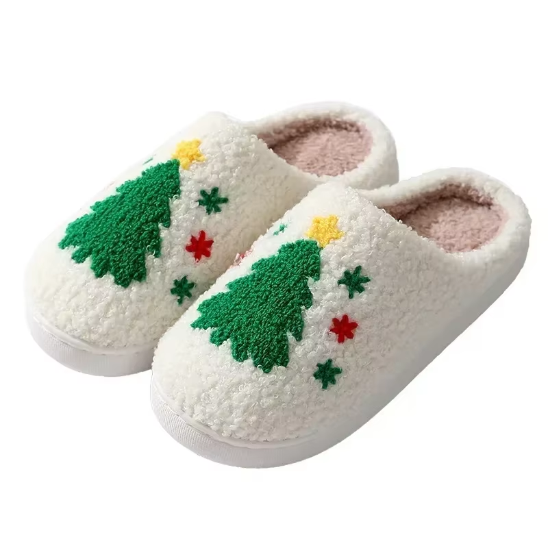 Liam & Lily – Christmas Tree Fluffy Slippers