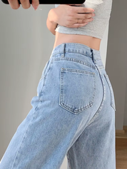 Ruby – Irregular High-Waist Straight Jeans