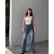 Angela – High-Waisted Wide-Leg Jeans