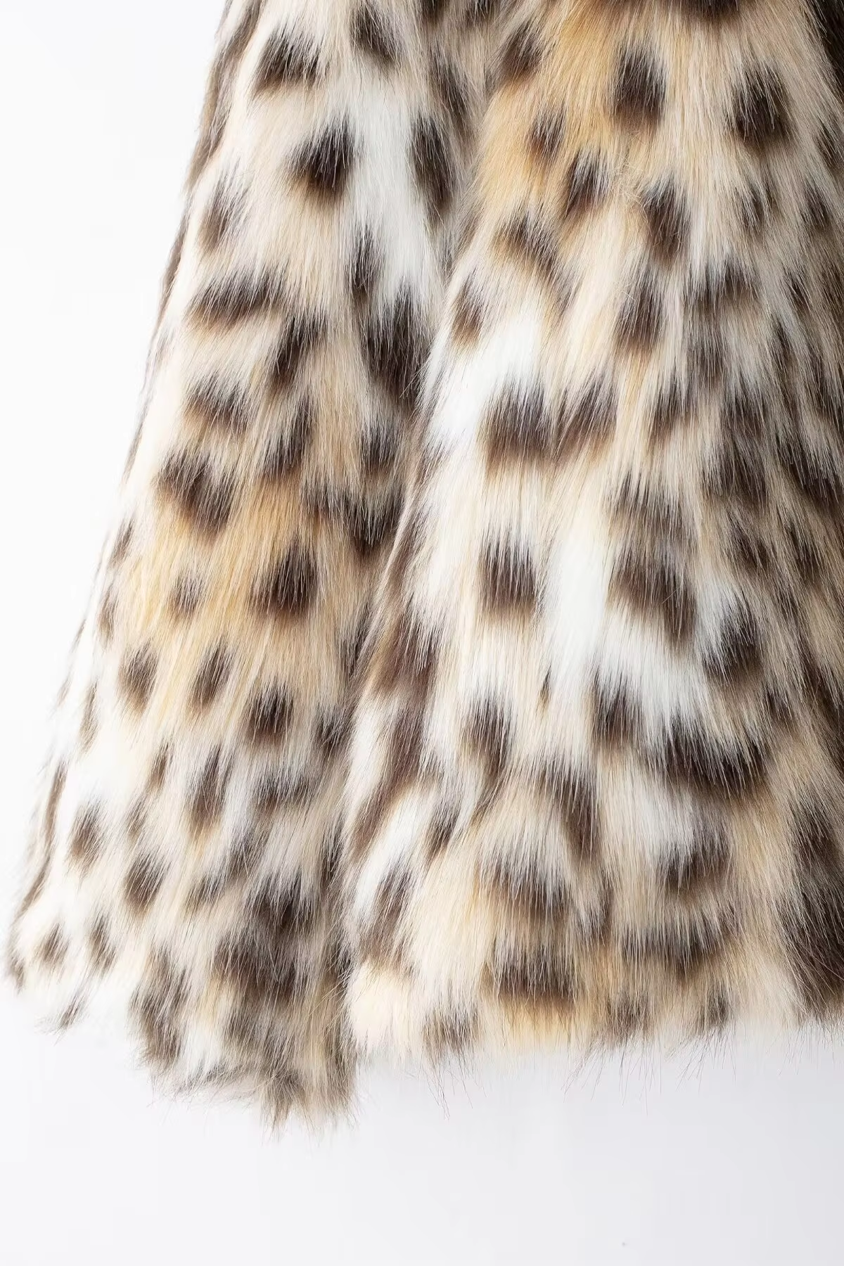 Cindy – Leopard Print Faux Fur Coat