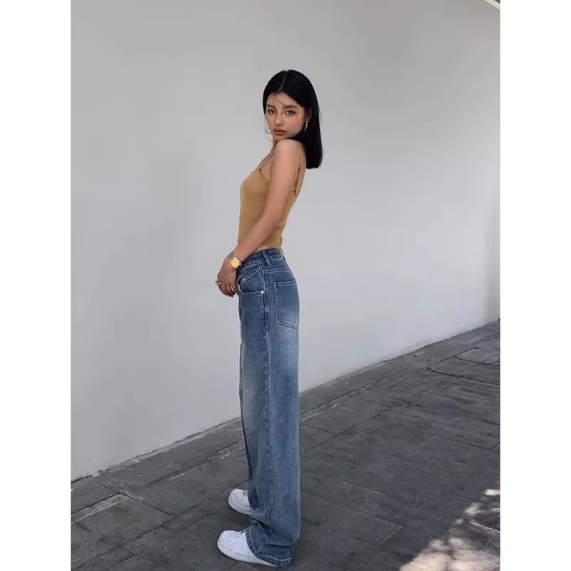 Angela – High-Waisted Wide-Leg Jeans