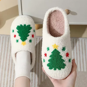 Liam & Lily – Christmas Tree Fluffy Slippers