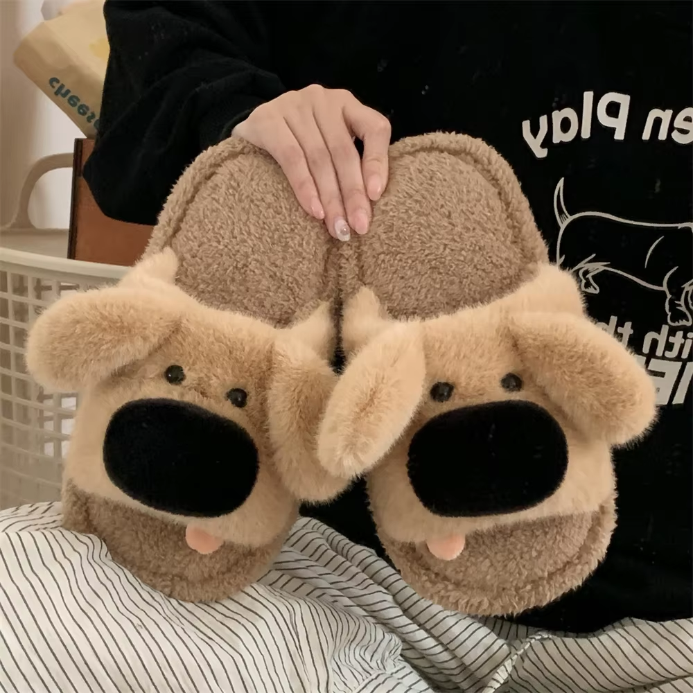 Alex & Emma – Christmas Reindeer Slippers