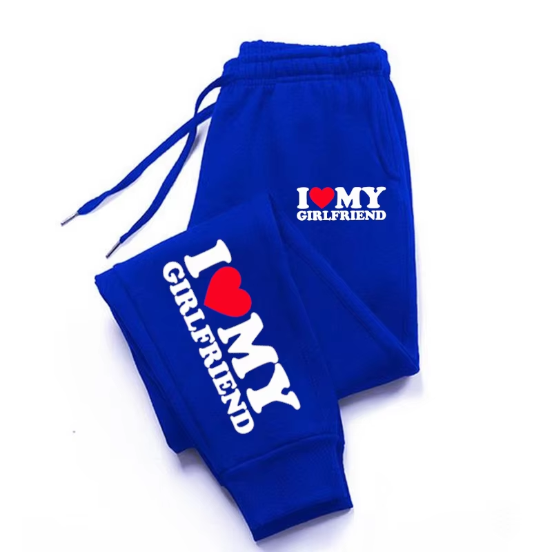 Spodnie męskie | Wygodne spodnie jogger unisex z kieszeniami „I Love My Girlfriend”.