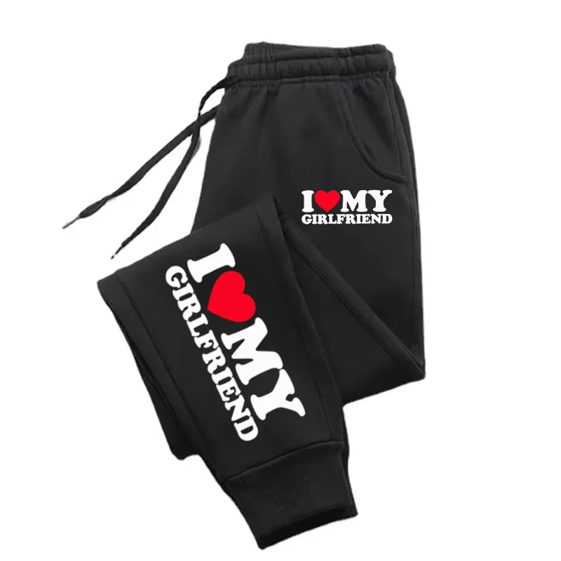 Spodnie męskie | Wygodne spodnie jogger unisex z kieszeniami „I Love My Girlfriend”.